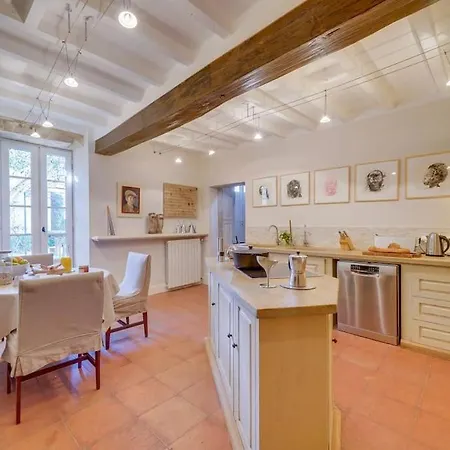 Demeure De La Combe * סנט-אמיליון